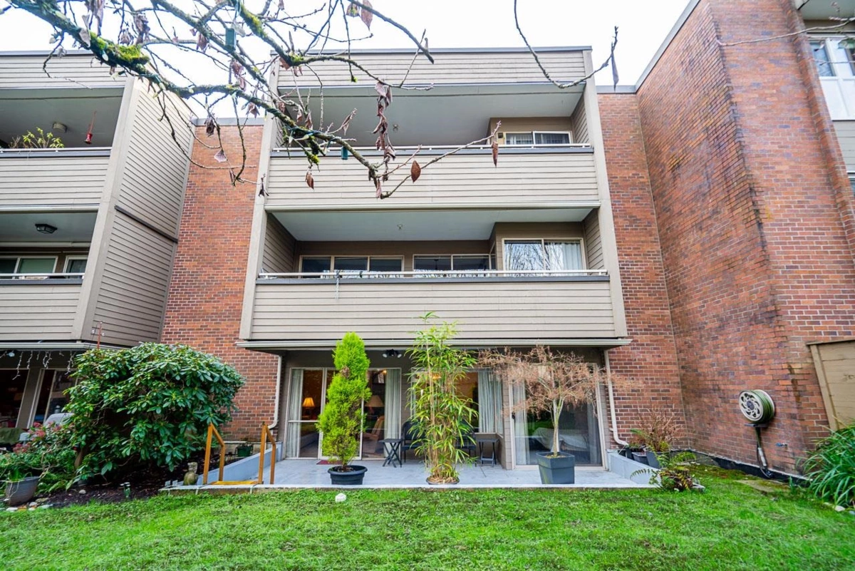 Laundry Room Photo of 111 1777 W 13th Avenue, Vancouver, BC
