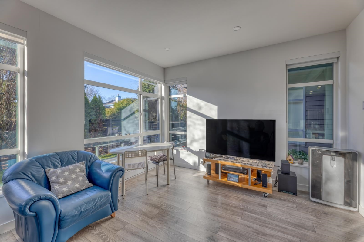 Dining Area Photo of 36 10511 No. 5 Road, Richmond, BC