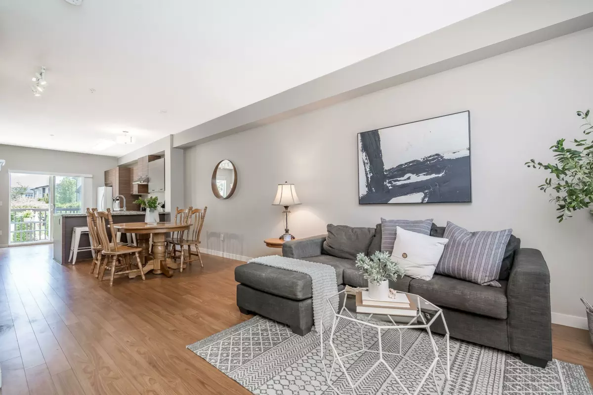 Family Room Photo of 170 7938 209 Street, Langley, BC