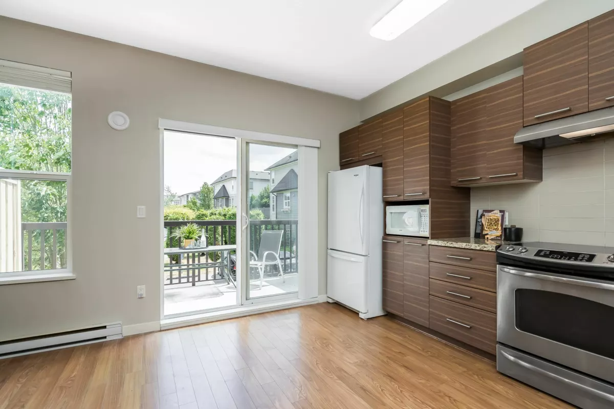 Kitchen Island Photo of 170 7938 209 Street, Langley, BC