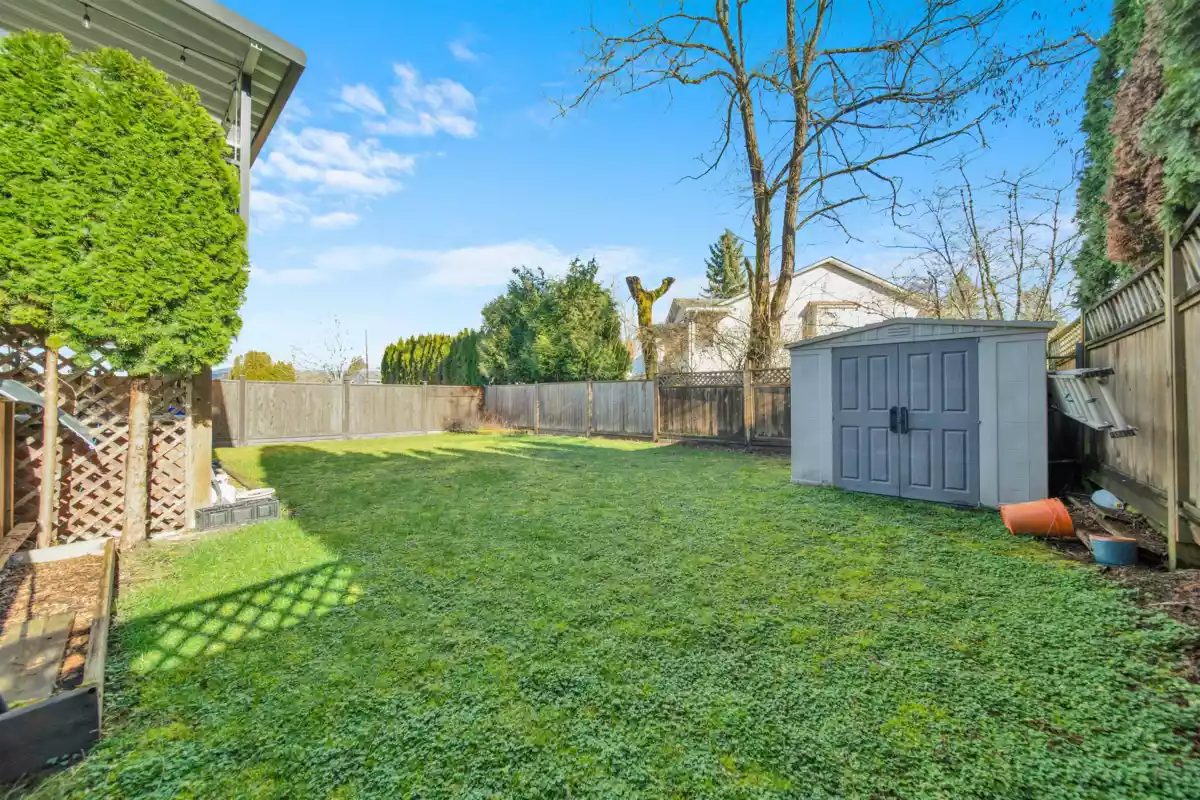 Dining Area Photo of 12288 233 Street, Maple Ridge, BC