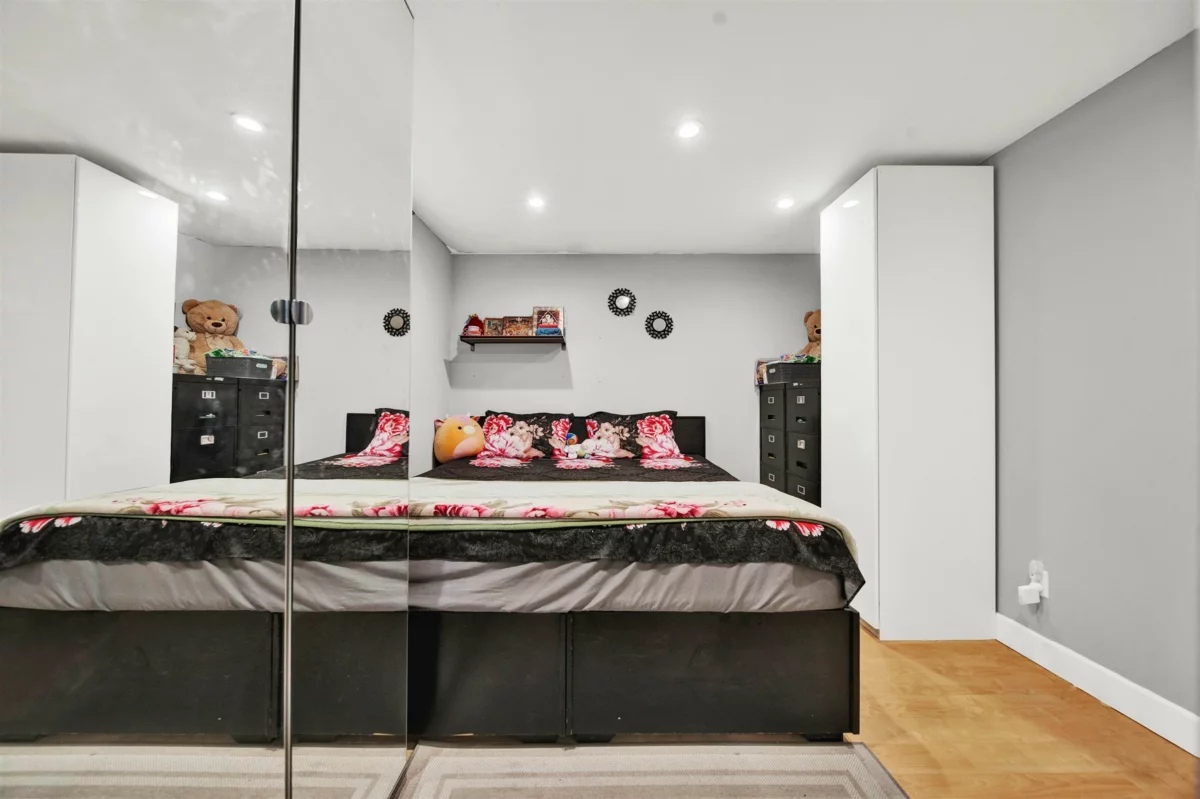 Laundry Room Photo of 12288 233 Street, Maple Ridge, BC