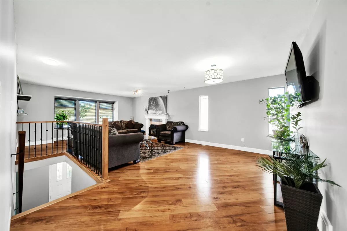 Pantry Photo of 12288 233 Street, Maple Ridge, BC