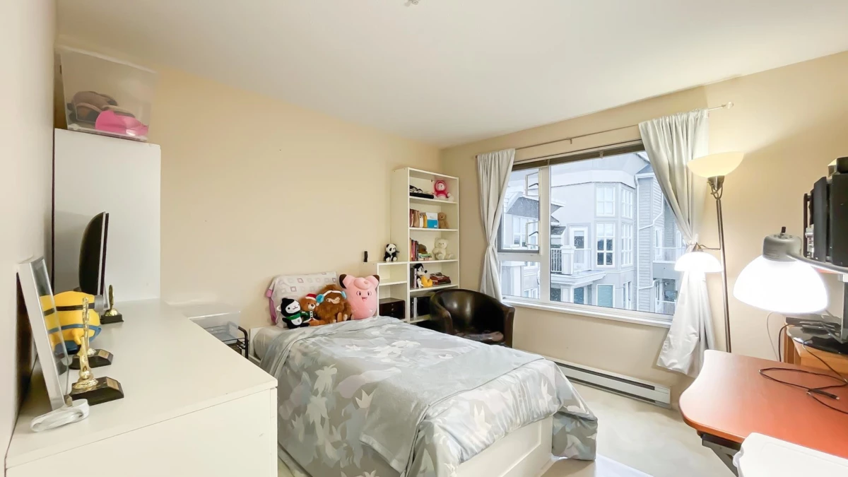 Pantry Photo of 425 5888 Dover Crescent, Richmond, BC