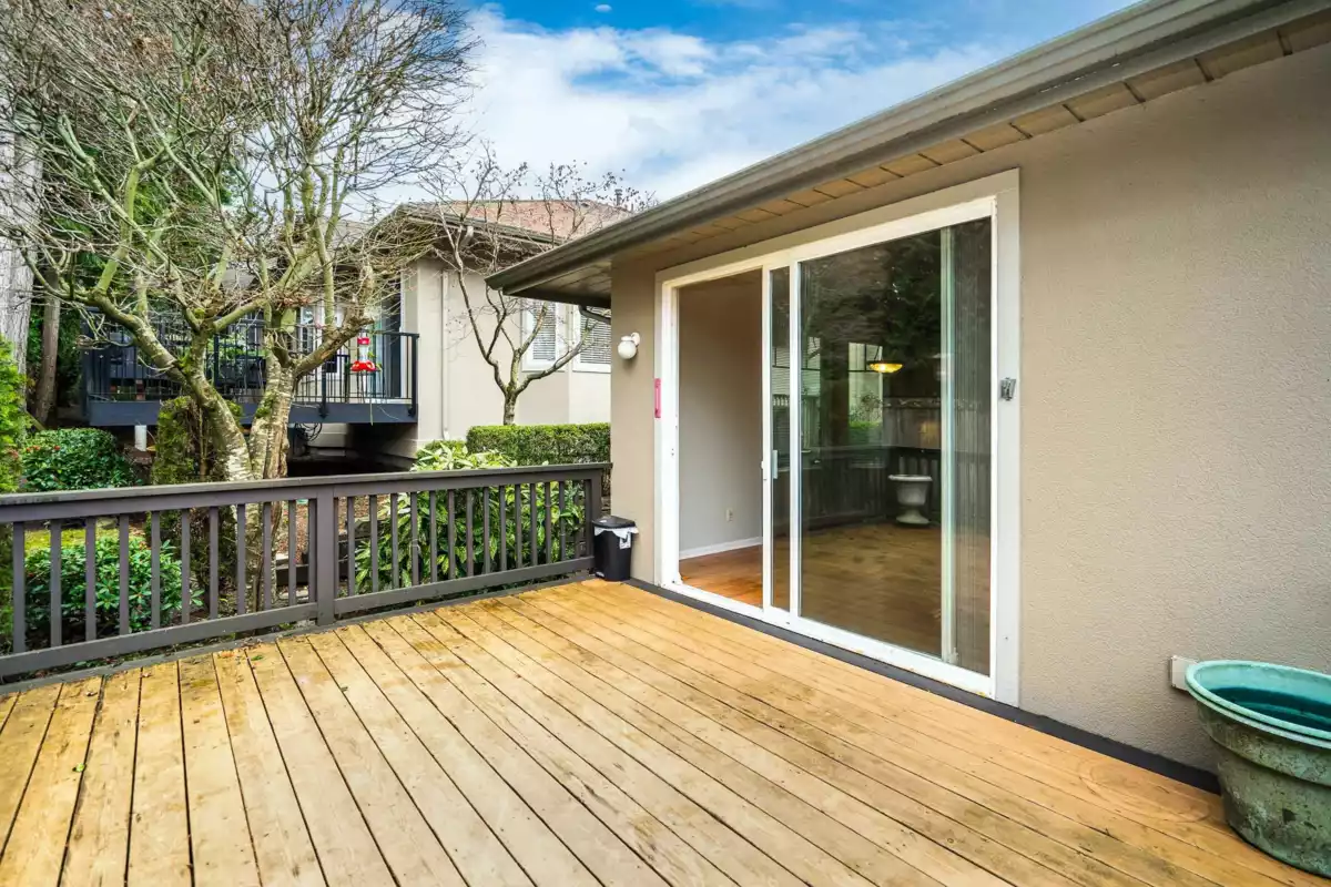 Backyard Photo of 28 15151 26 Avenue, Surrey, BC