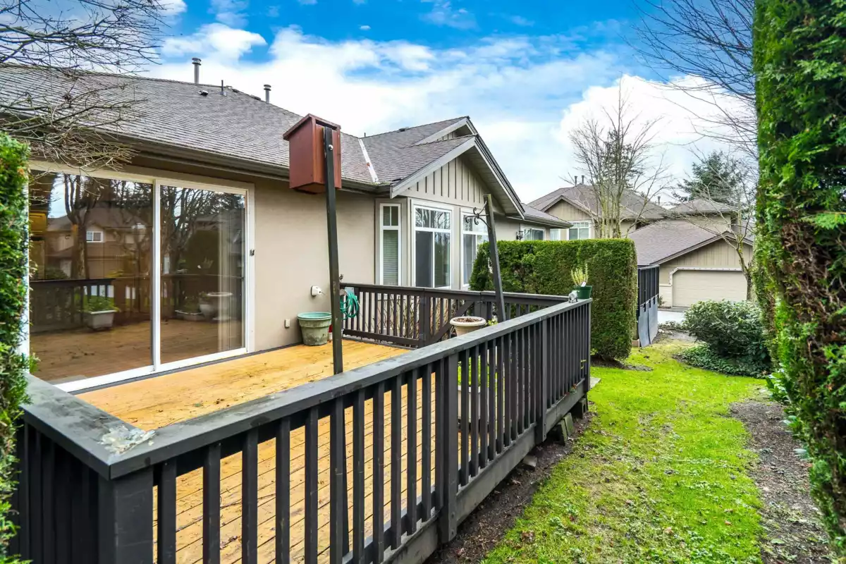 Hot Tub / Spa Photo of 28 15151 26 Avenue, Surrey, BC