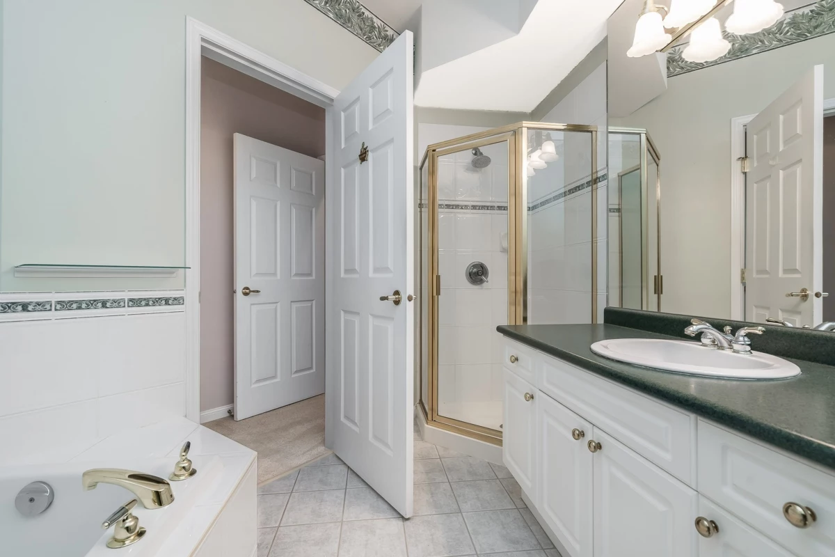 Mudroom Photo of 28 15151 26 Avenue, Surrey, BC