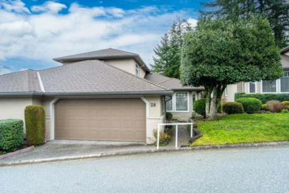 28 15151 26 Avenue, Surrey, BC, Surrey — Townhouse for sale