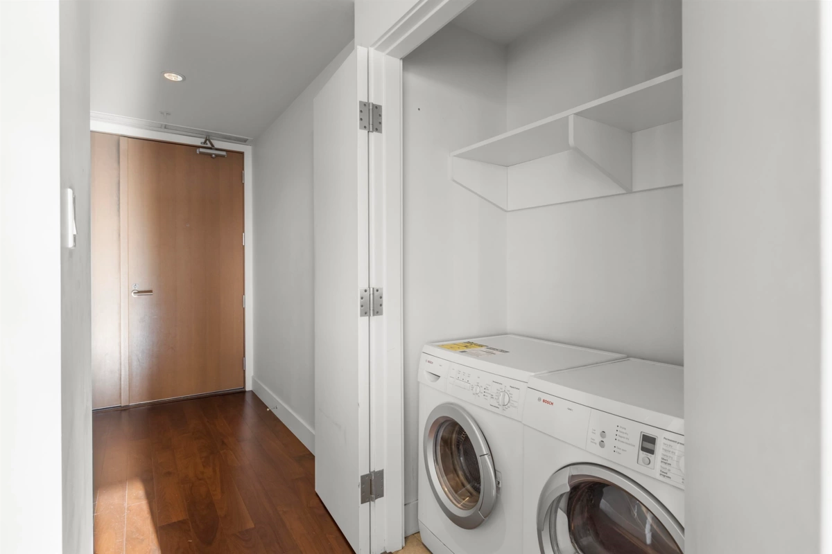 Street View Photo of 3308 1111 Alberni Street, Vancouver, BC