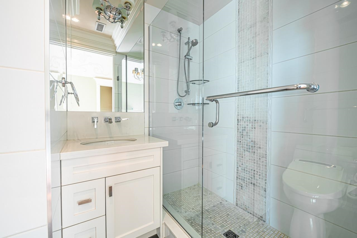 Front Yard Photo of 3178 W 23rd Avenue, Vancouver, BC