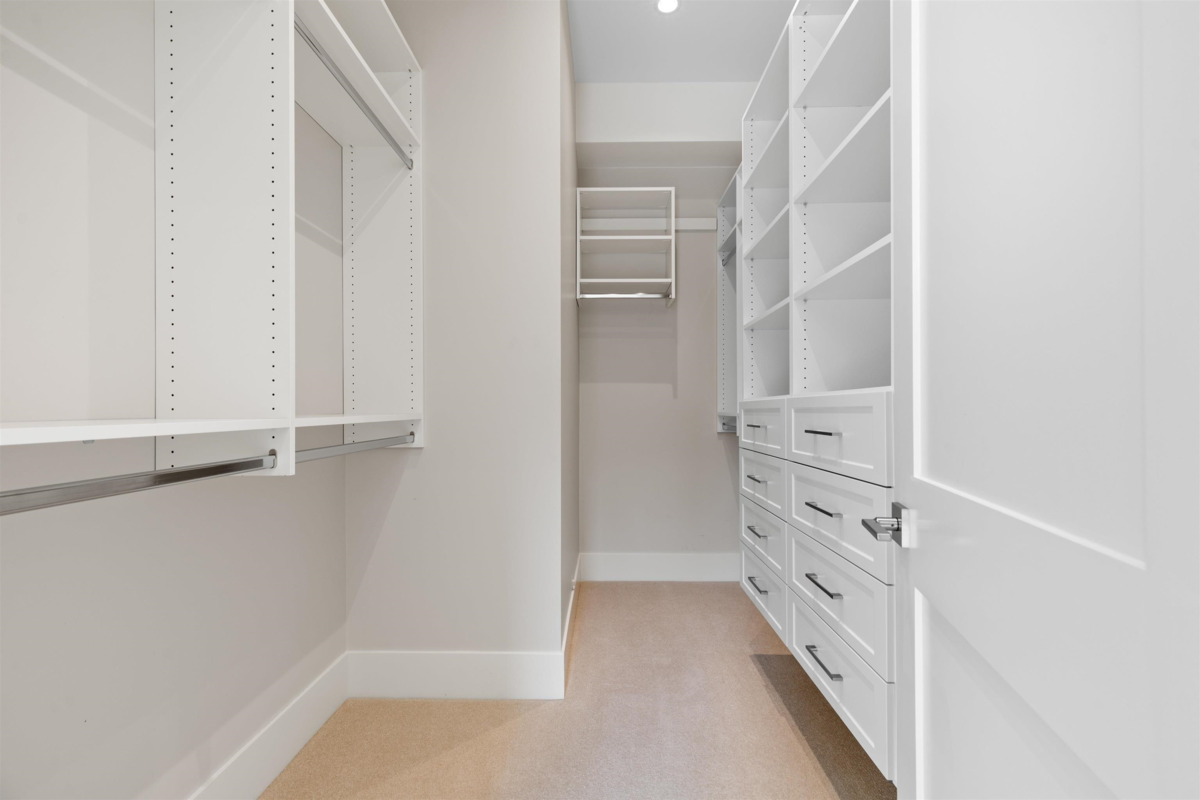 Bedroom 2 Photo of 15387 Pacific Avenue, White Rock, BC