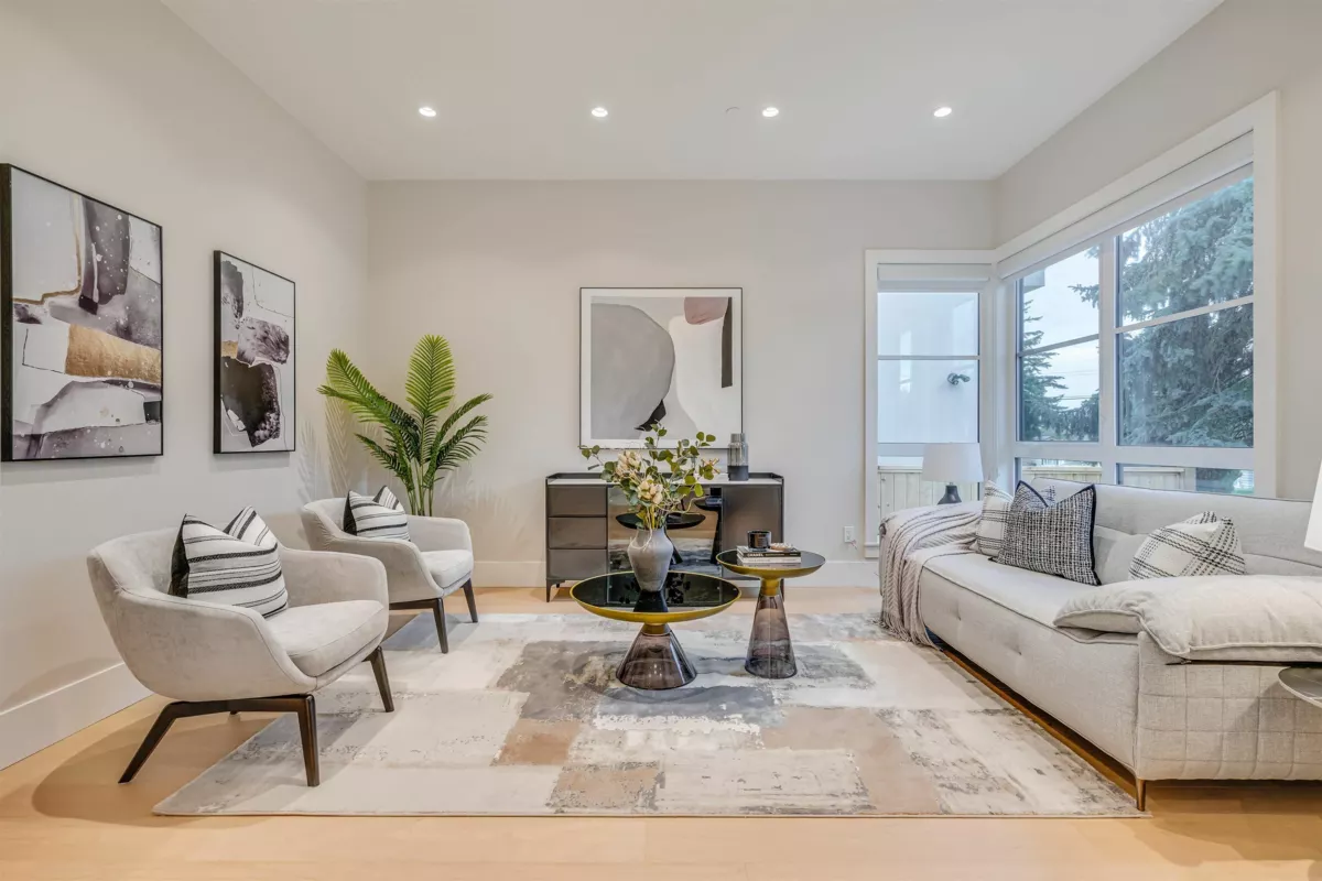 Exterior Rear Photo of 15387 Pacific Avenue, White Rock, BC