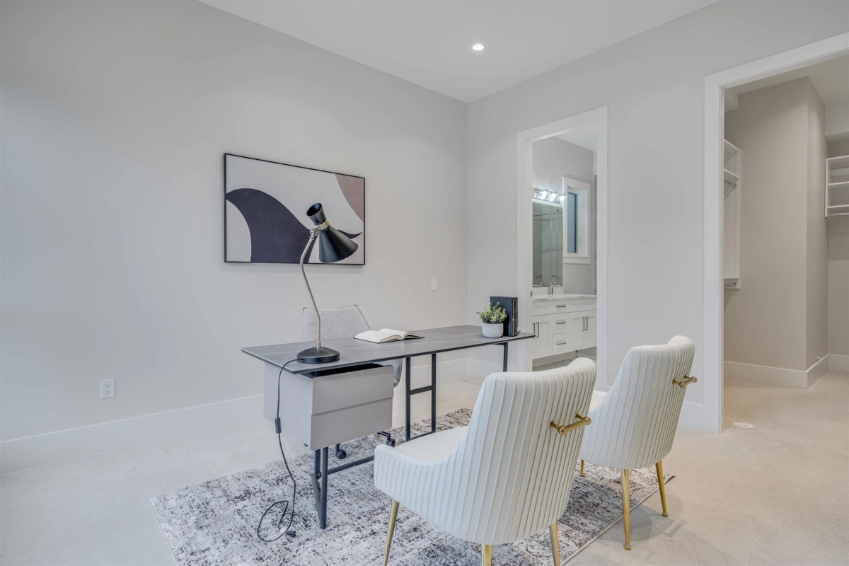 Pantry Photo of 15387 Pacific Avenue, White Rock, BC