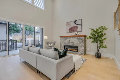 Primary Bedroom Photo of 15387 Pacific Avenue, White Rock, BC