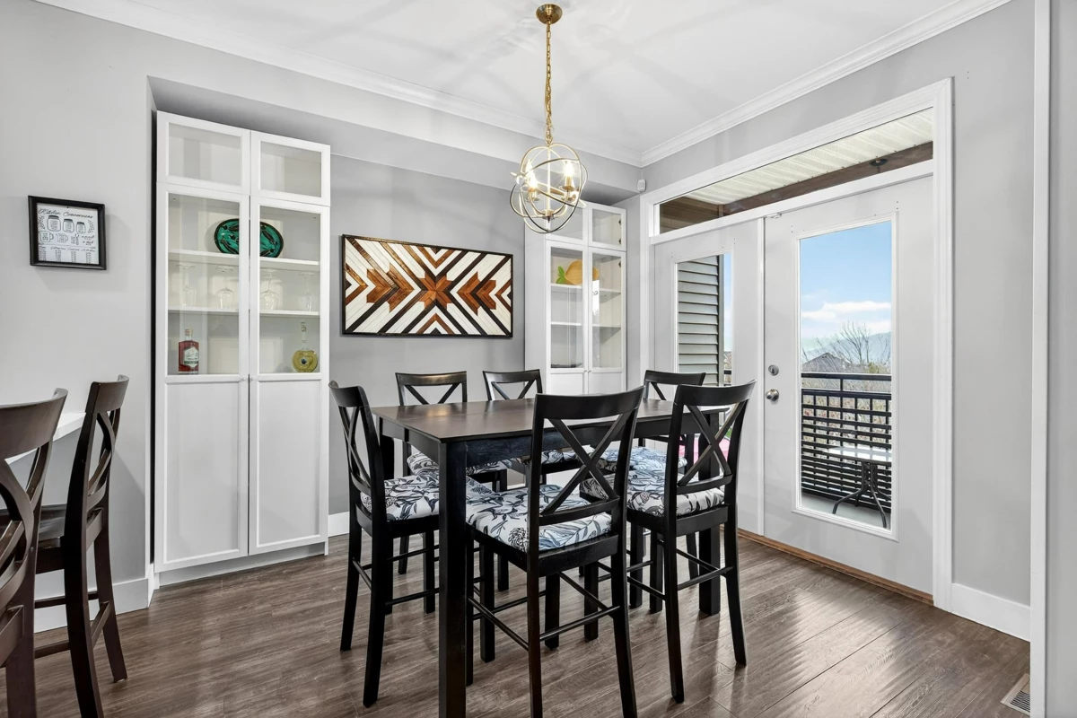 Breakfast Nook Photo of 15 5900 Jinkerson Road, Chilliwack, BC