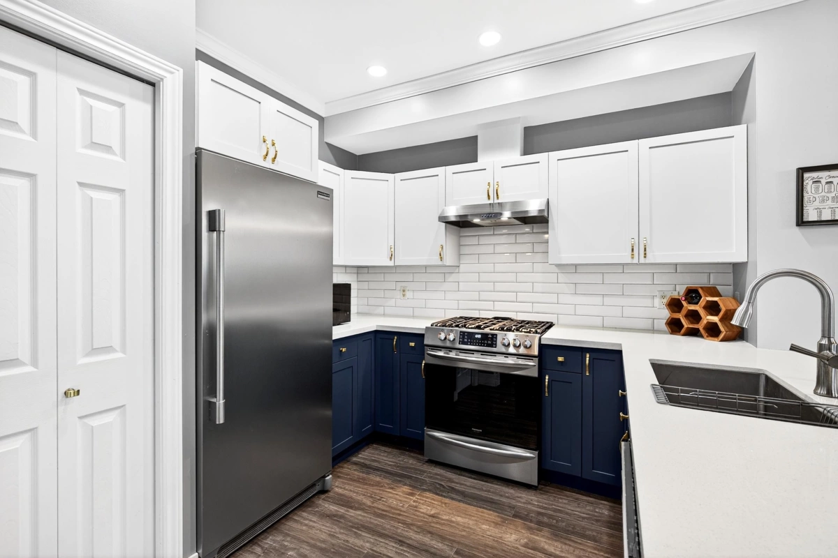 Dining Area Photo of 15 5900 Jinkerson Road, Chilliwack, BC