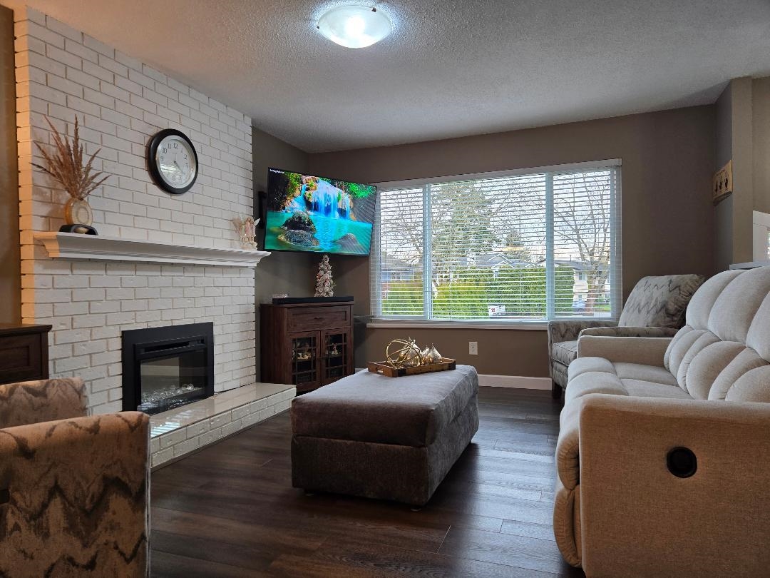 Bedroom 4 Photo of 5887 184b Street Street, Surrey, BC