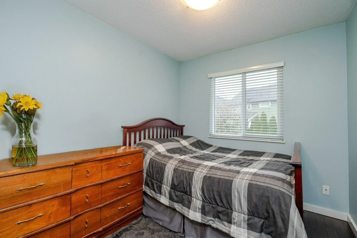 Laundry Room Photo of 5887 184b Street Street, Surrey, BC