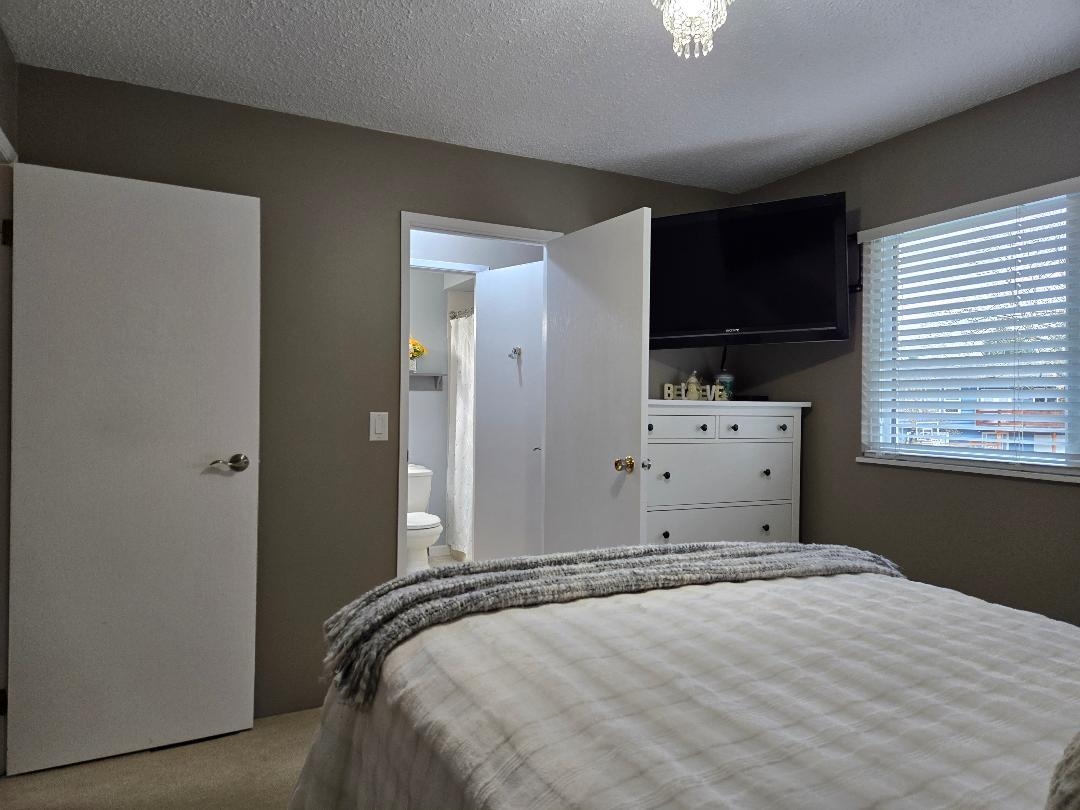 Loft / Bonus Room Photo of 5887 184b Street Street, Surrey, BC