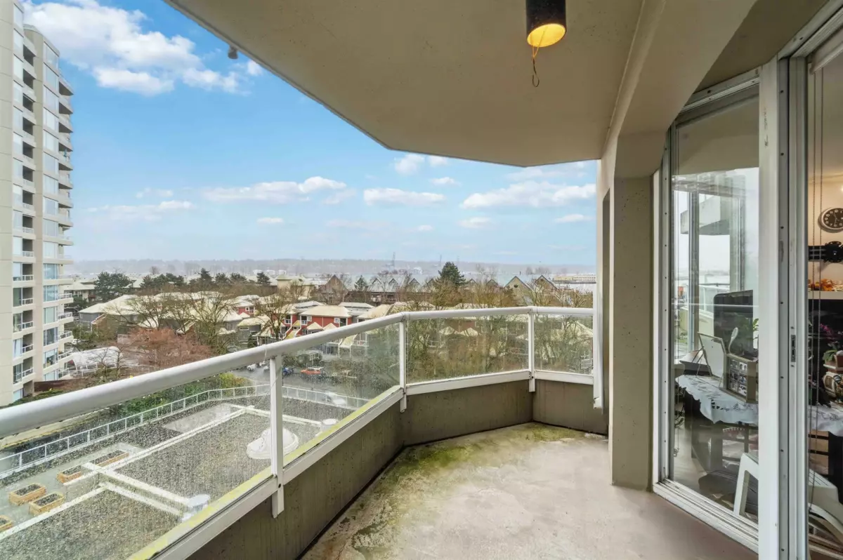 Basement Recreation Room Photo of 601 1135 Quayside Drive, New Westminster, BC