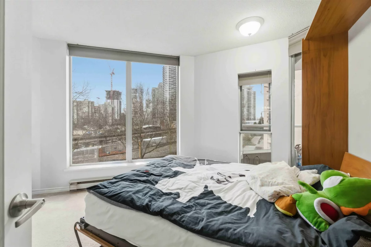 Primary Bedroom Photo of 601 1135 Quayside Drive, New Westminster, BC