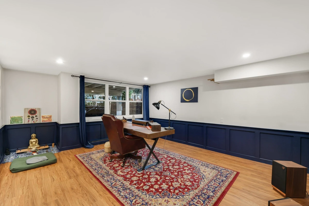 Mudroom Photo of 21 40137 Government Road, Squamish, BC