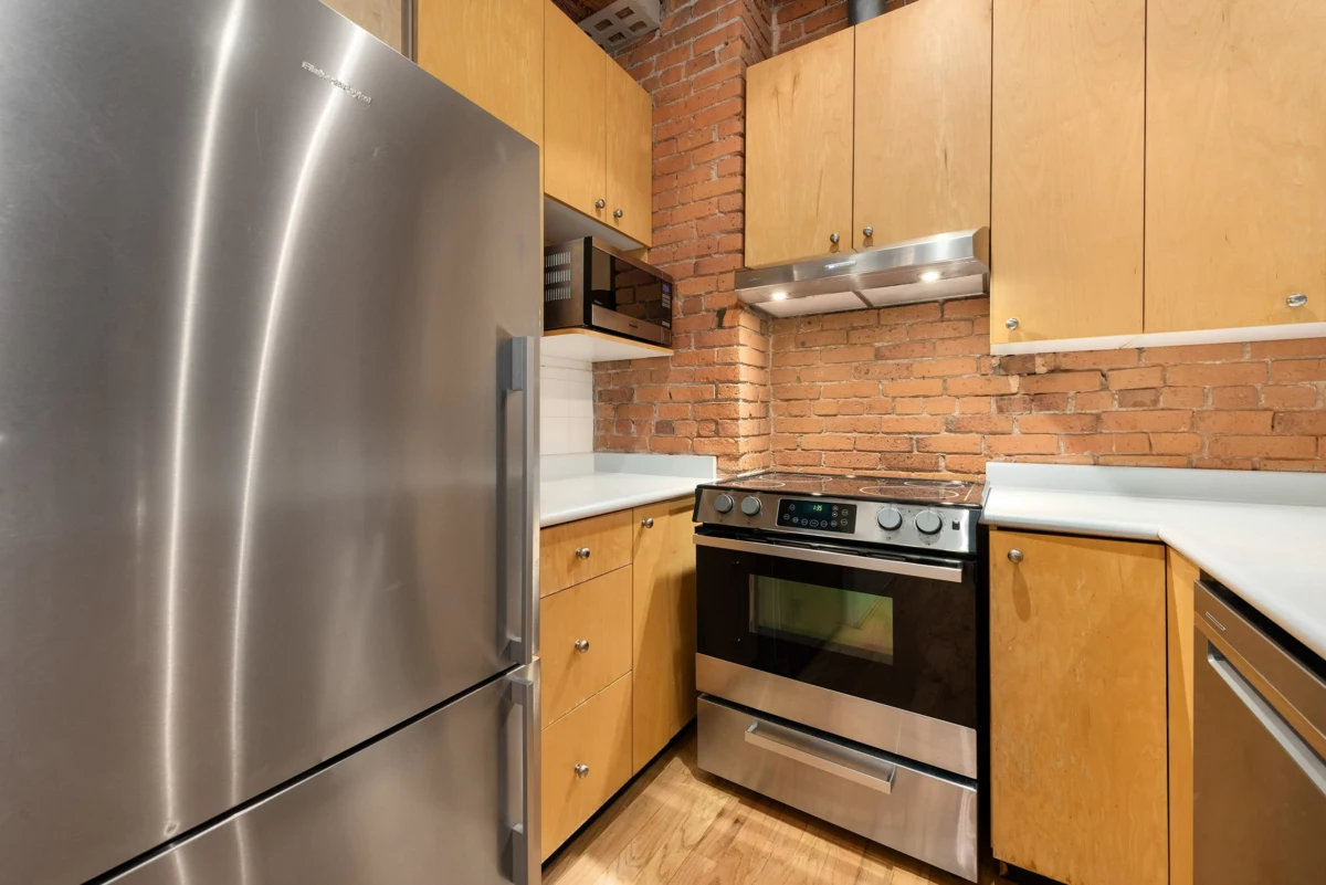 Basement Recreation Room Photo of 406 518 Beatty Street, Vancouver, BC