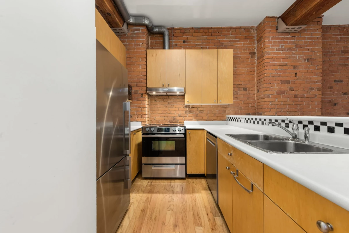 Laundry Room Photo of 406 518 Beatty Street, Vancouver, BC