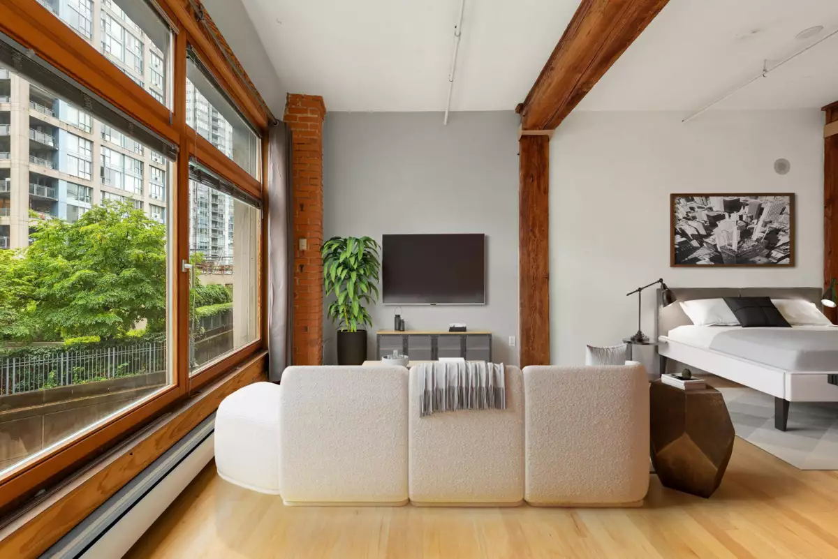 Primary Bathroom Photo of 406 518 Beatty Street, Vancouver, BC