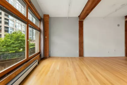 Walk-In Closet Photo of 406 518 Beatty Street, Vancouver, BC