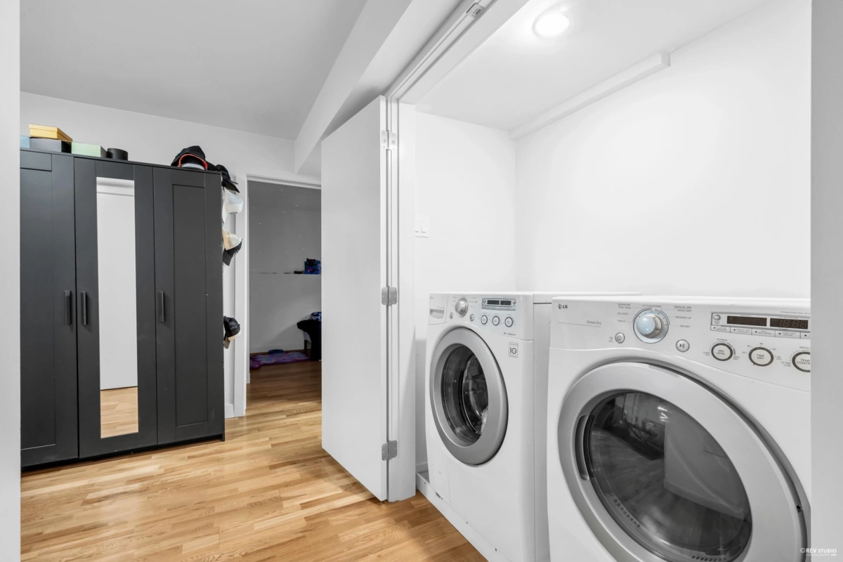 Garden / Landscaping Photo of 7 Bignall Bay, Port Moody, BC