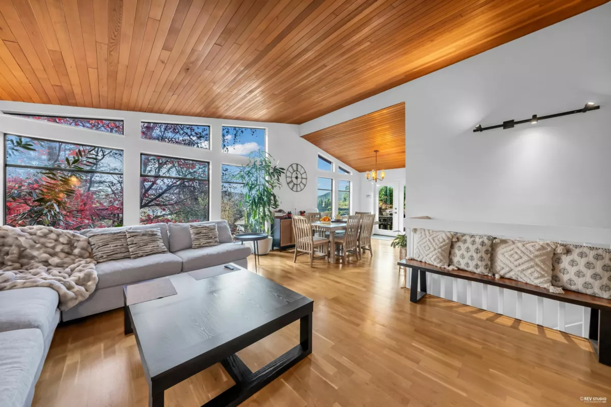 Kitchen Photo of 7 Bignall Bay, Port Moody, BC