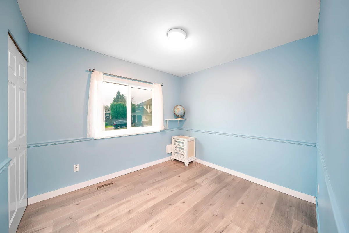 Bedroom 3 Photo of 10123 158a Street, Surrey, BC