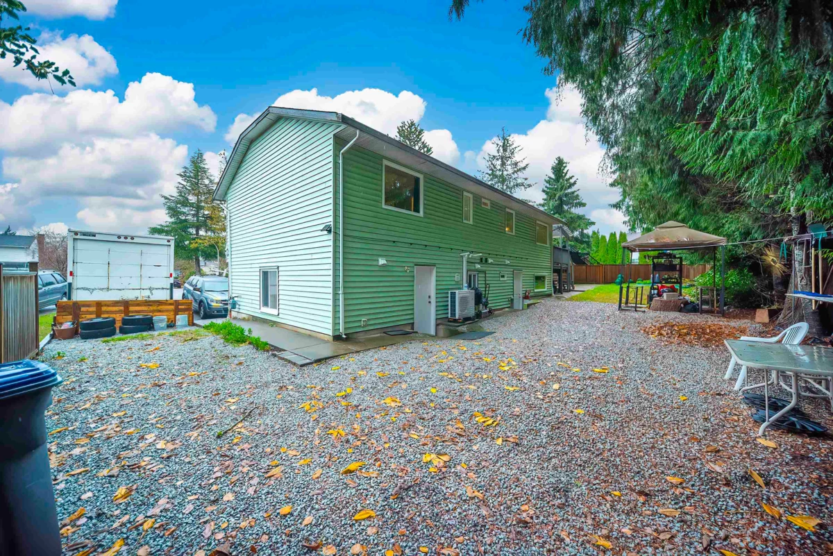 Outdoor Patio Photo of 10123 158a Street, Surrey, BC