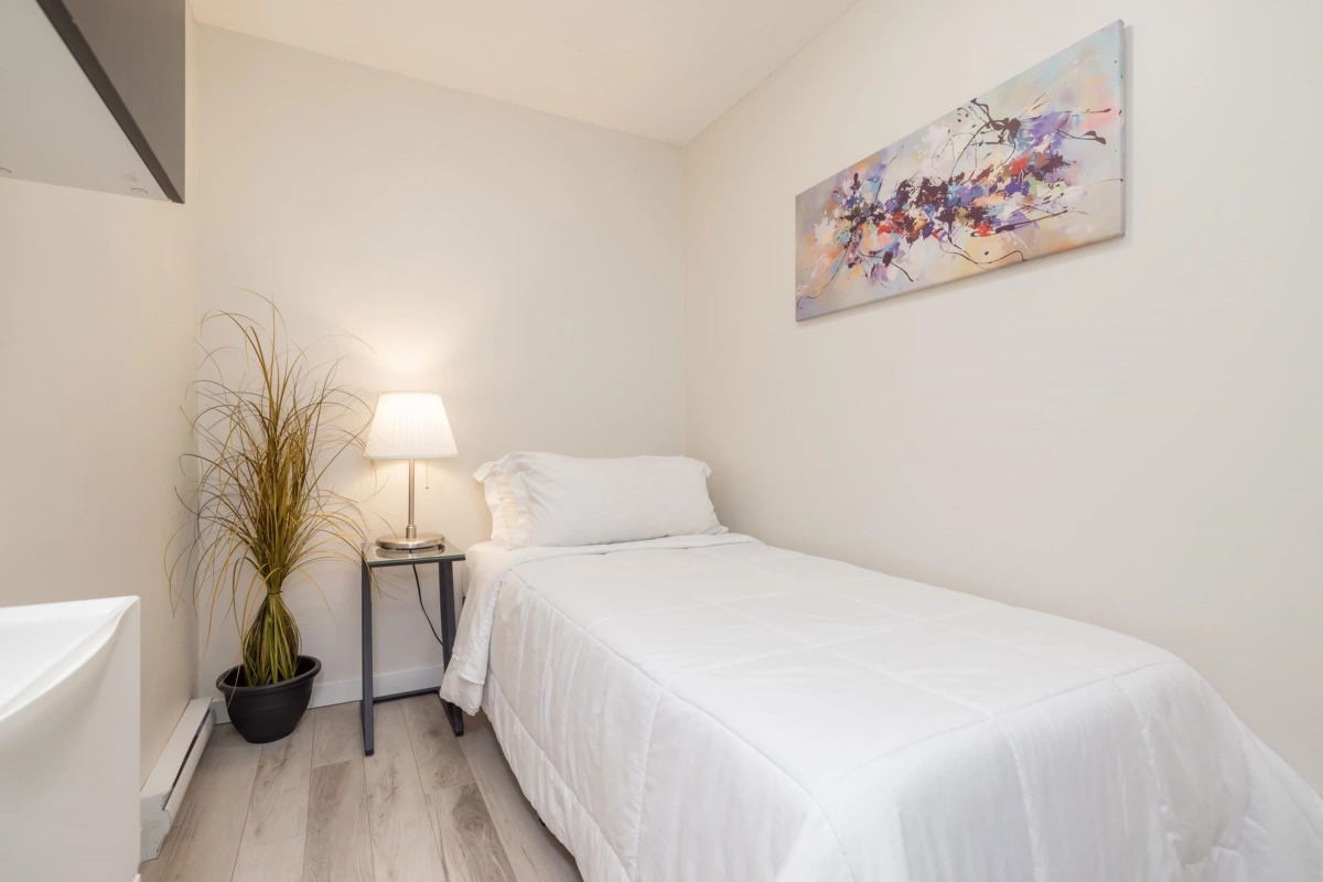 Bedroom 4 Photo of 314 3323 151 Street, Surrey, BC