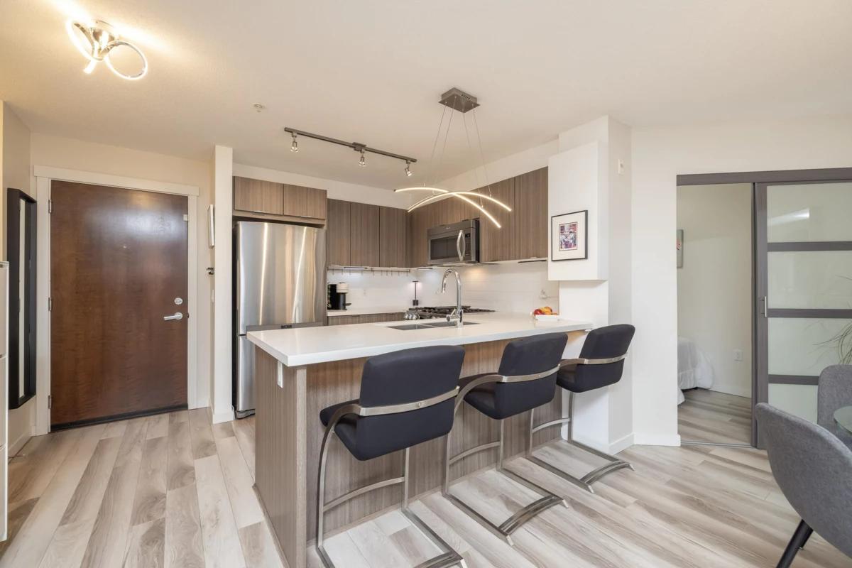 Dining Area Photo of 314 3323 151 Street, Surrey, BC