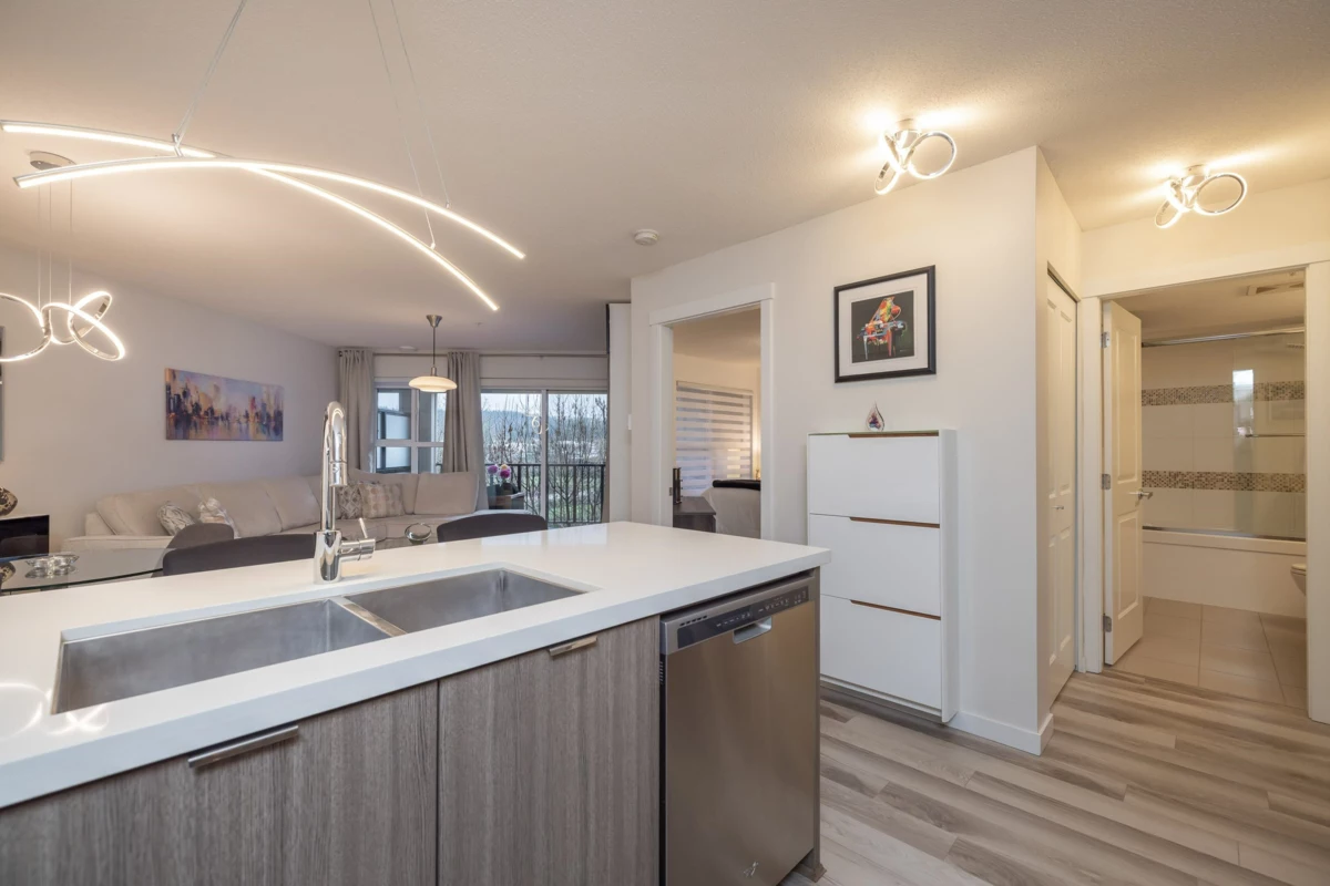 Family Room Photo of 314 3323 151 Street, Surrey, BC