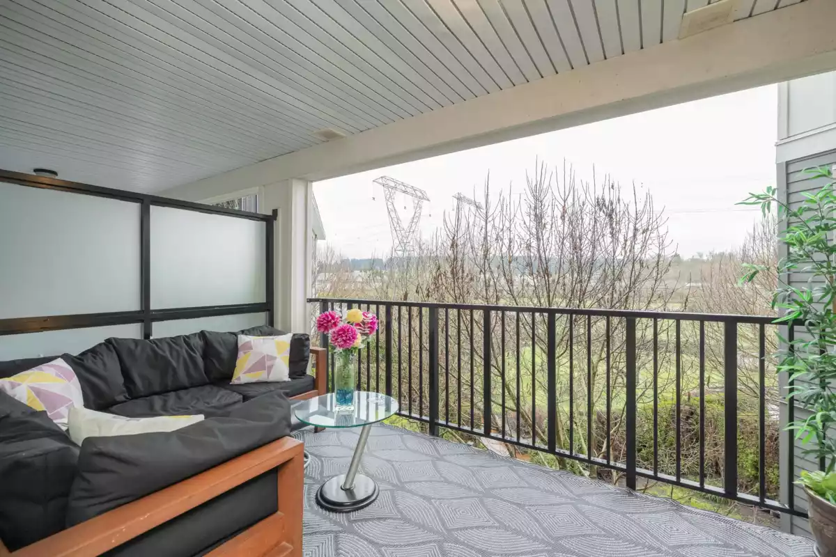 Office / Den Photo of 314 3323 151 Street, Surrey, BC