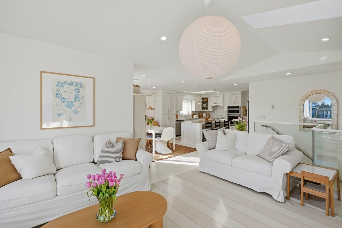 Bedroom 3 Photo of 863 Lee Street, White Rock, BC