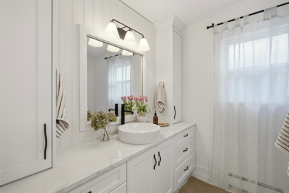 Mudroom Photo of 863 Lee Street, White Rock, BC