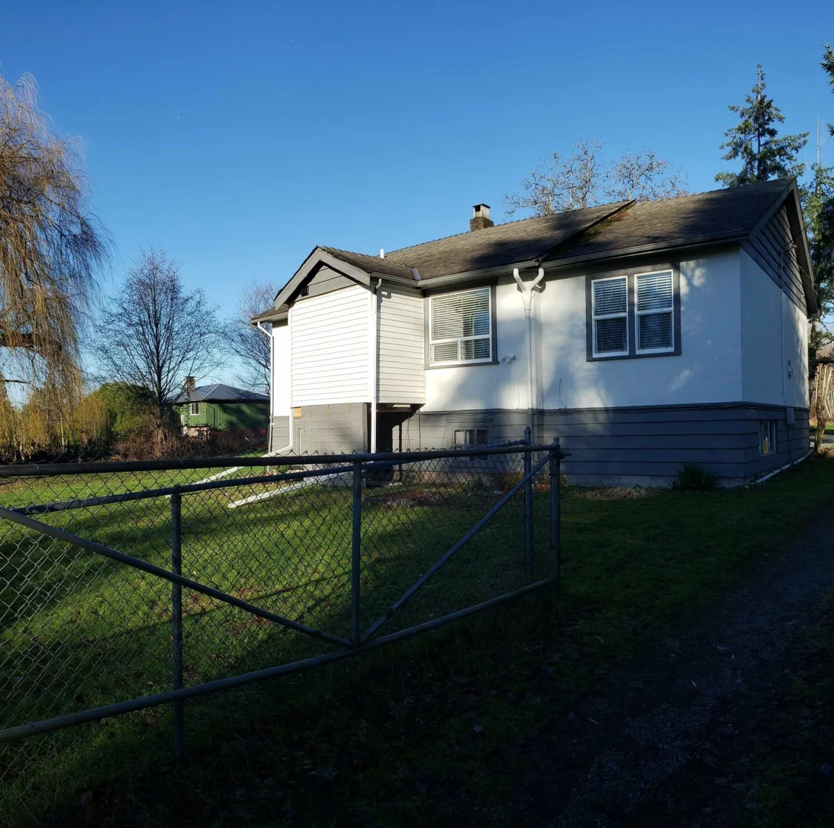 Living Room Photo of 24611 Dewdney Trunk Road, Maple Ridge, BC
