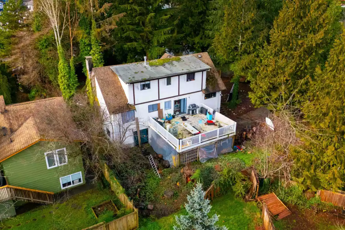 Living Room Photo of 1327 Nestor Street, Coquitlam, BC