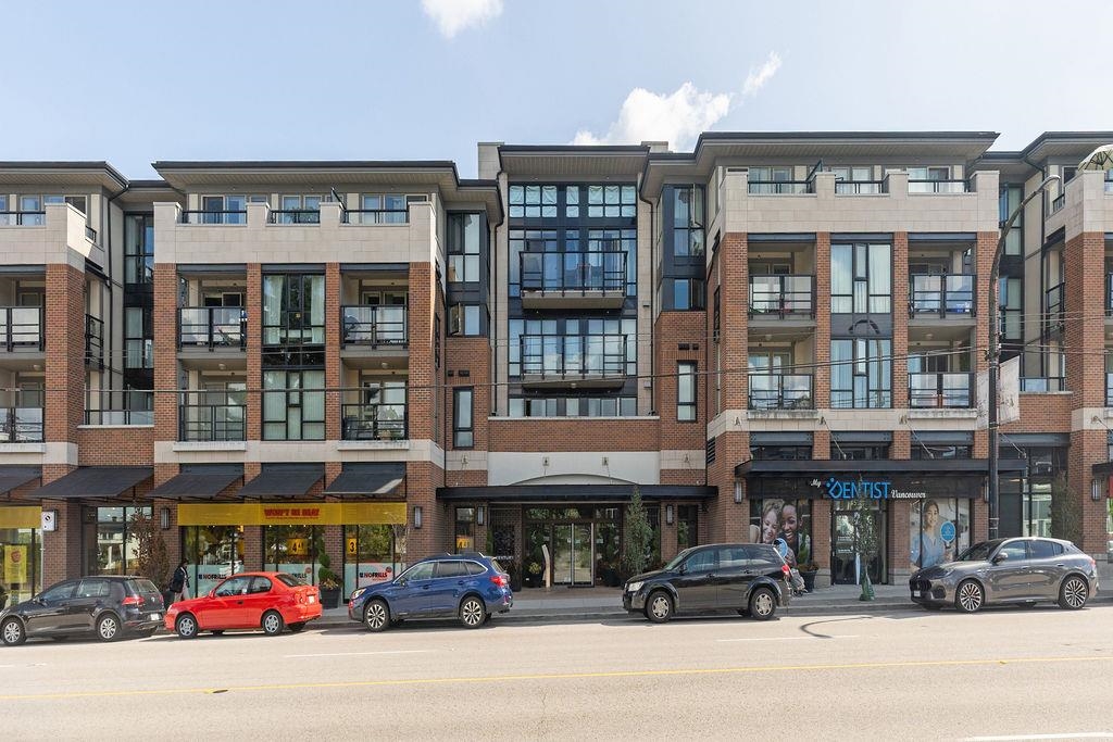 Outdoor Patio Photo of 232 4550 Fraser Street, Vancouver, BC