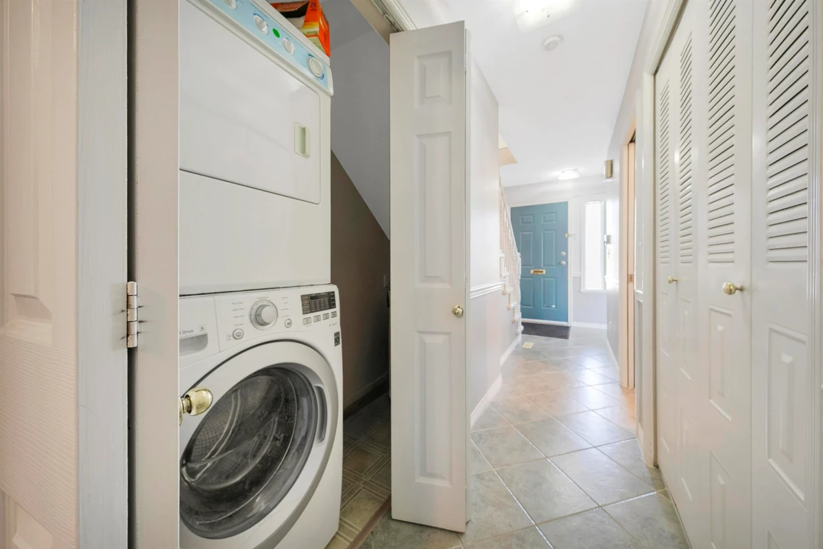 Walk-In Closet Photo of 5056 Manor Street, Burnaby, BC