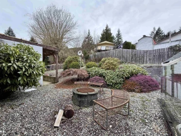 Breakfast Nook Photo of 5808 Anchor Road, Sechelt, BC