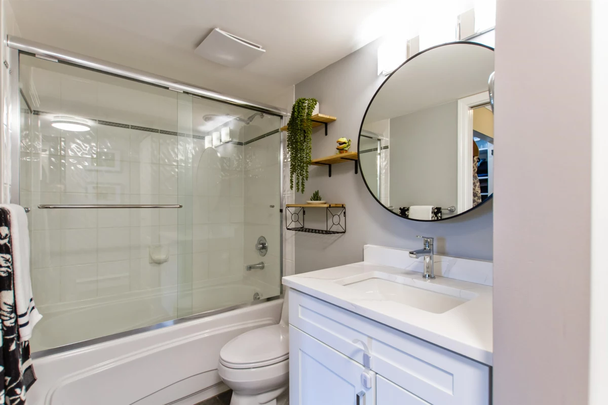 Laundry Room Photo of 202 1669 Grant Avenue, Port Coquitlam, BC