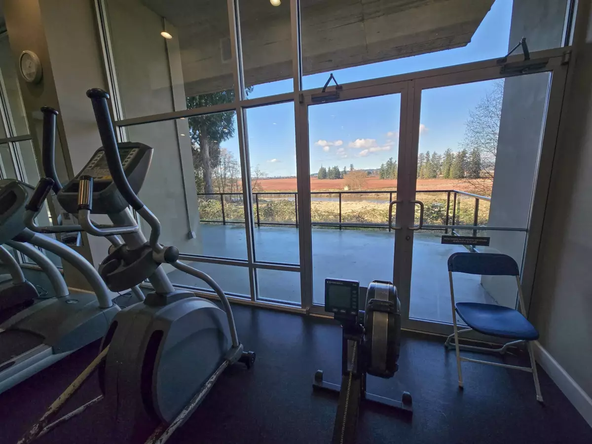 Hot Tub / Spa Photo of 305 15145 36 Avenue, Surrey, BC