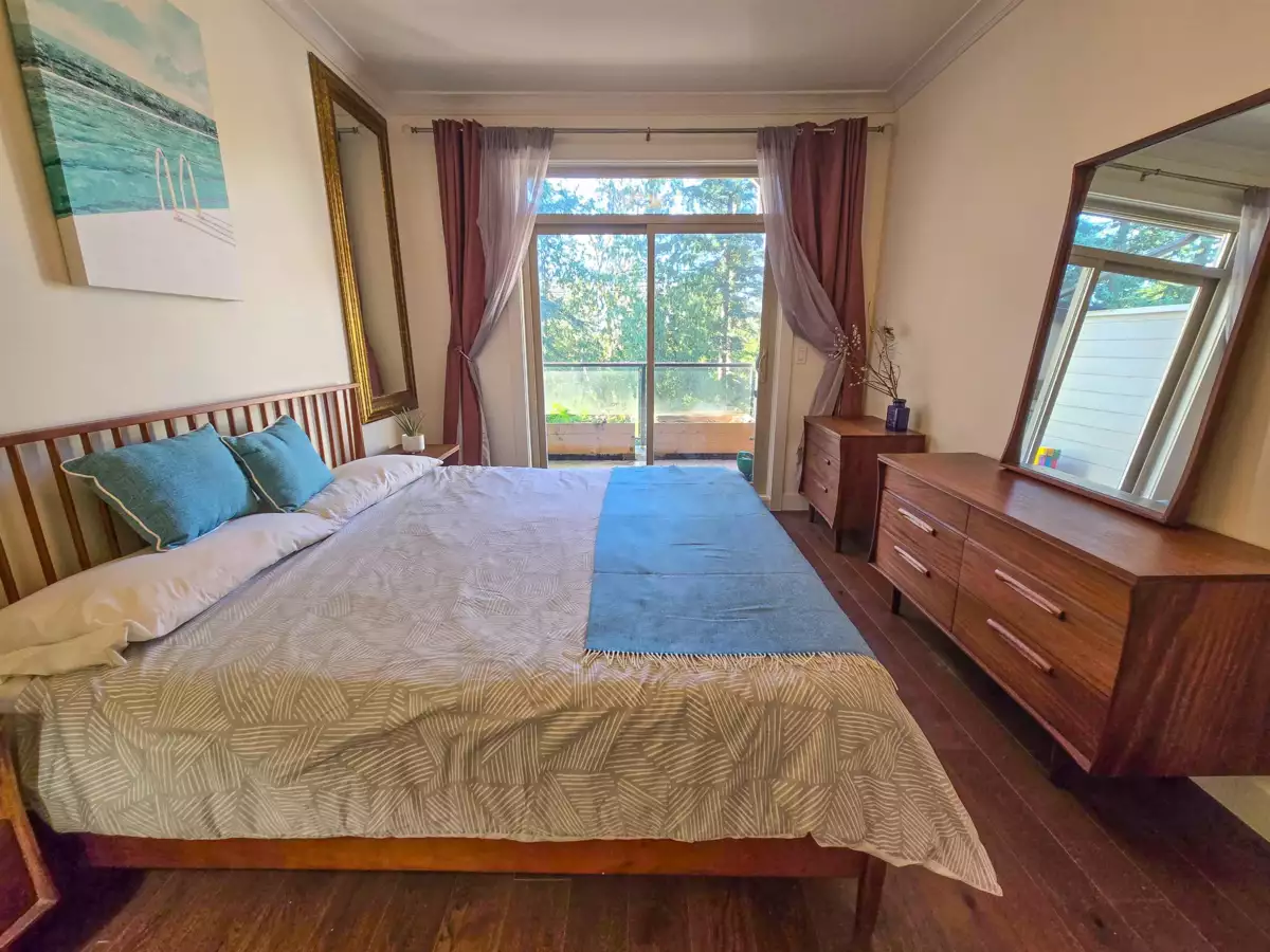 Laundry Room Photo of 305 15145 36 Avenue, Surrey, BC