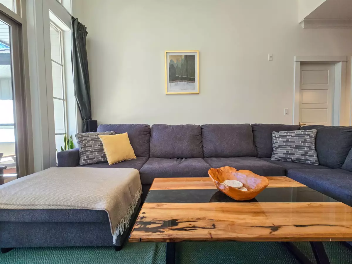 Living Room Photo of 305 15145 36 Avenue, Surrey, BC