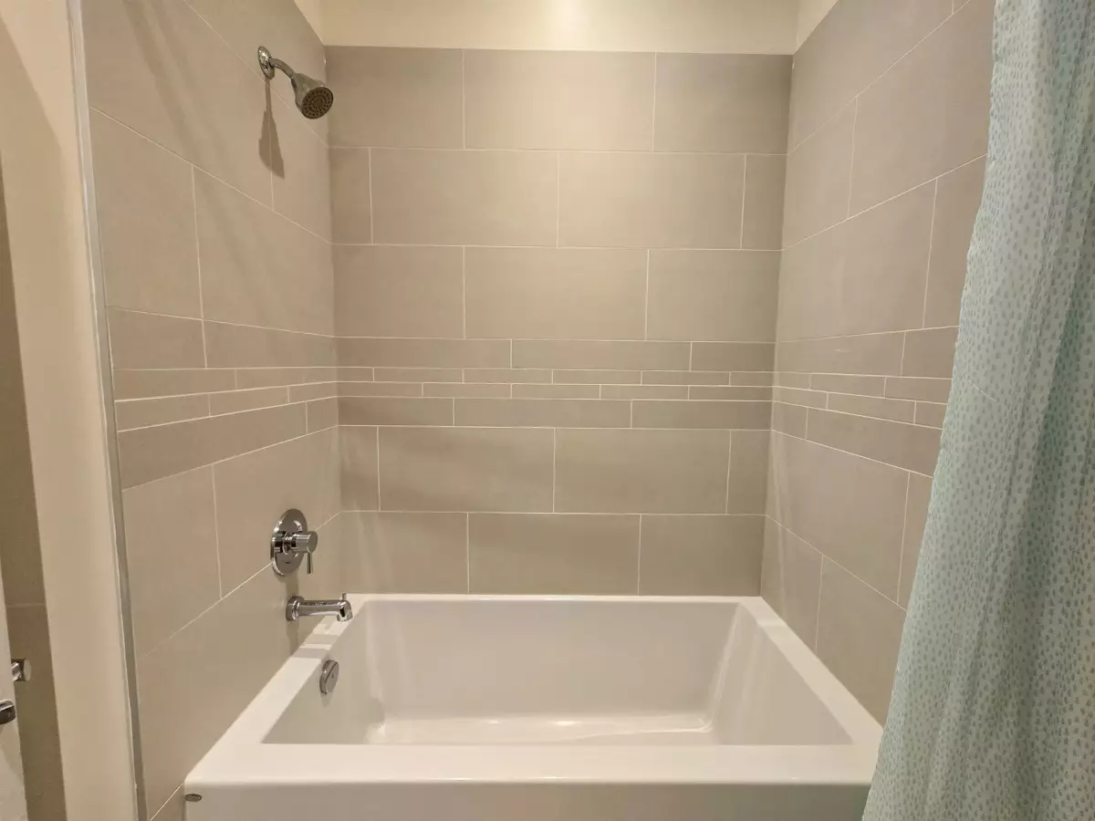 Office / Den Photo of 305 15145 36 Avenue, Surrey, BC